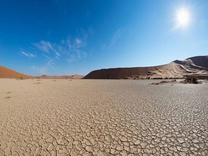 خطرات سفر در بیابان