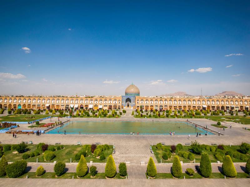 جاذبه های اطراف شهر اصفهان  