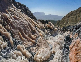 گنبدهای نمکی در ایران